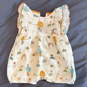 Organic cotton Baby Muslin Romper with Hot Air Balloon Print